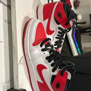 Nike Jordan boys, only worn once almost new